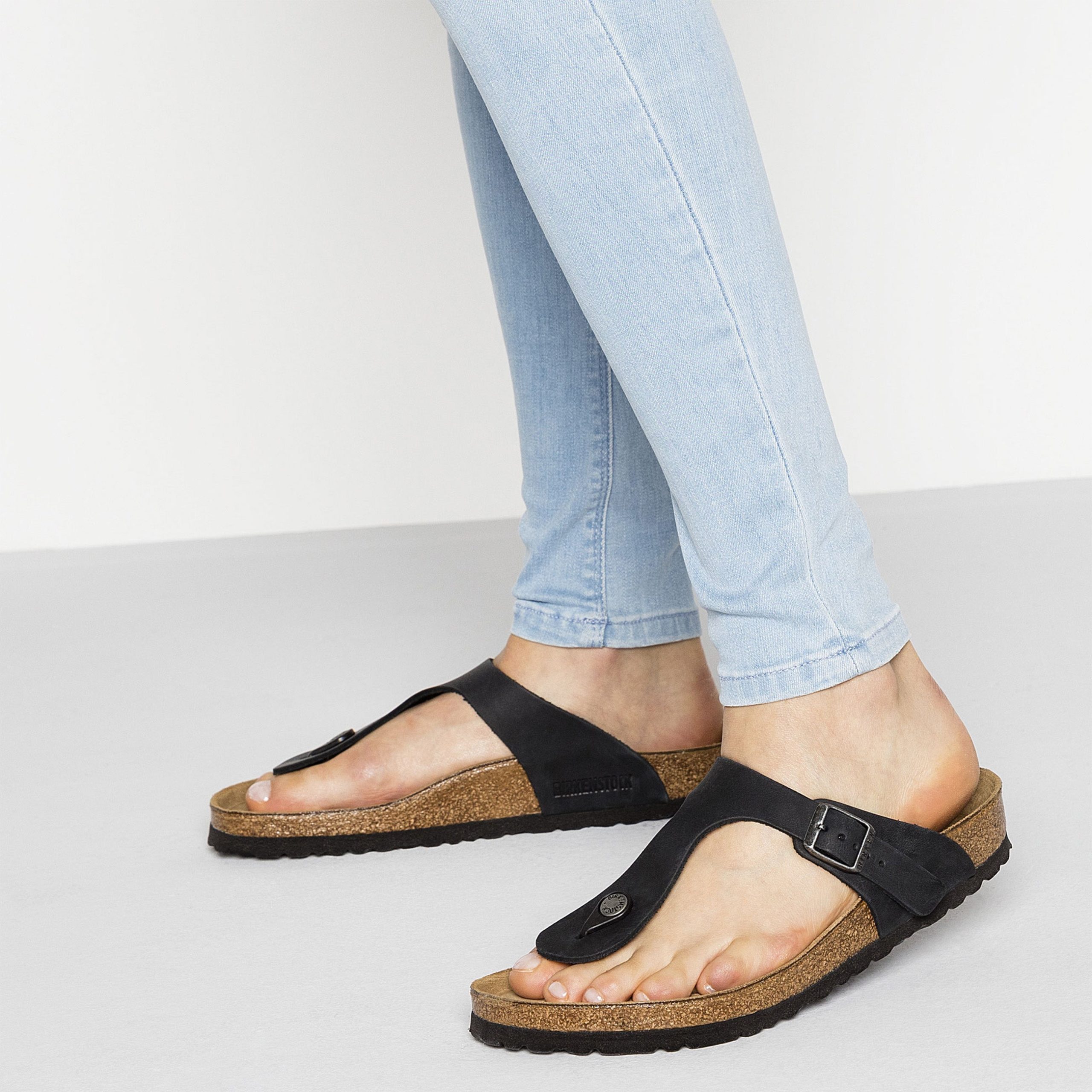 Gizeh Black Oiled Leather - Image 5